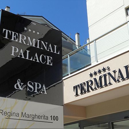 Terminal Palace&SPA Rímini Exterior foto