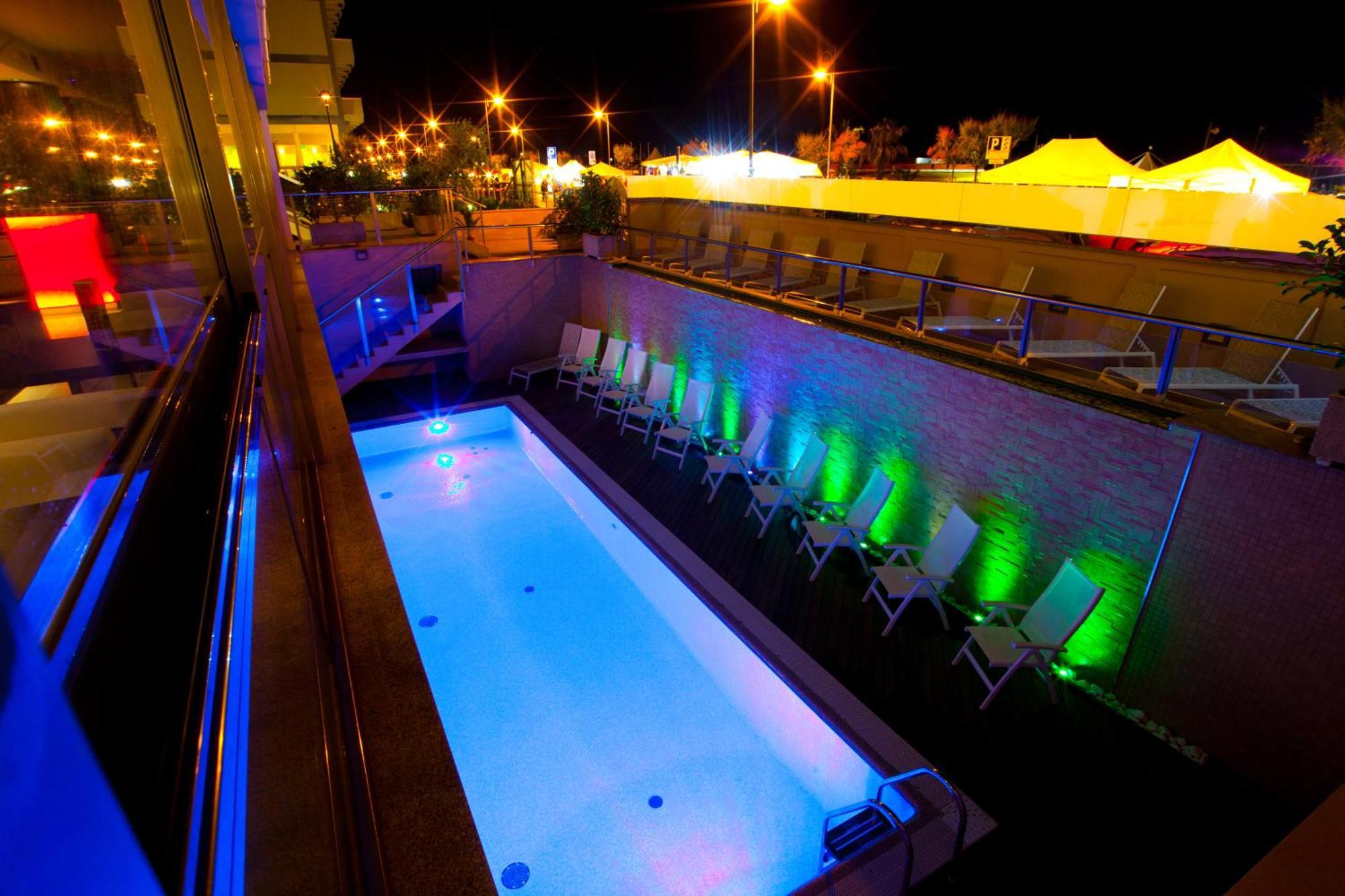 Terminal Palace&SPA Rímini Exterior foto